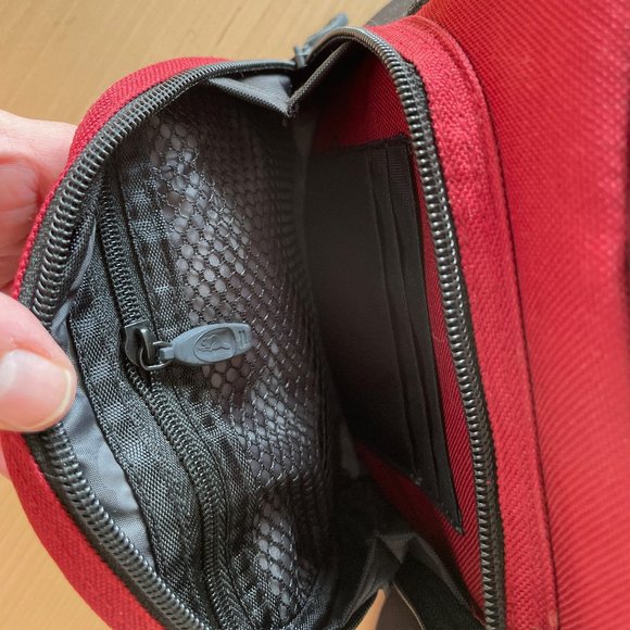 Roots Biking Bag - Picture 3 of 13